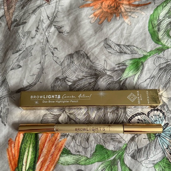 Browlights Camera Action Duo Brow Highlighter Pensil - Picture 4 of 4